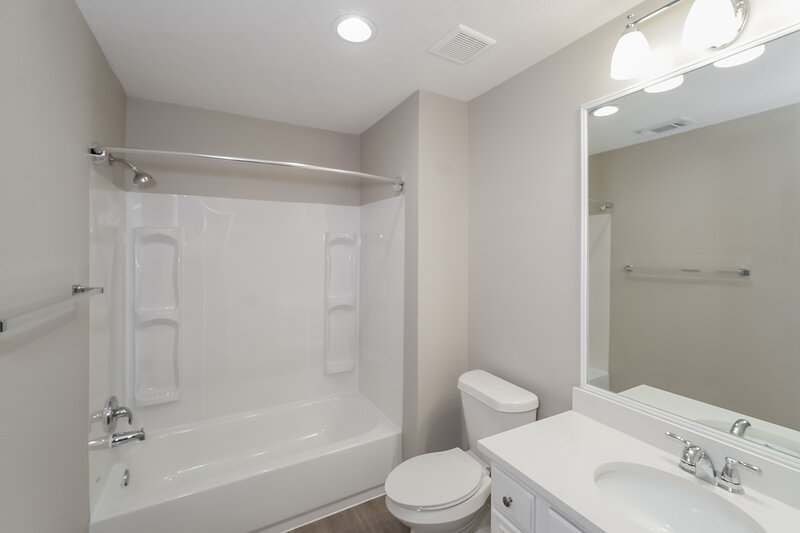 2,115/Mo, 20618 Oak Limb Ln, Humble, TX 77338 Bathroom View