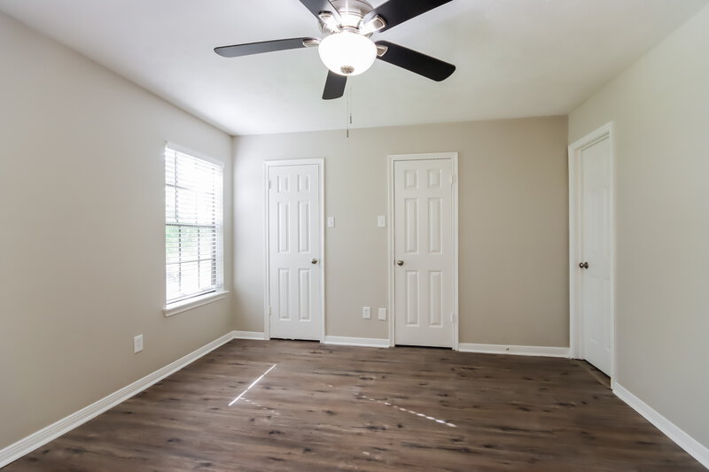 2,210/Mo, 19611 Pine Cluster Ln Humble, TX 77346 Bedroom View 2