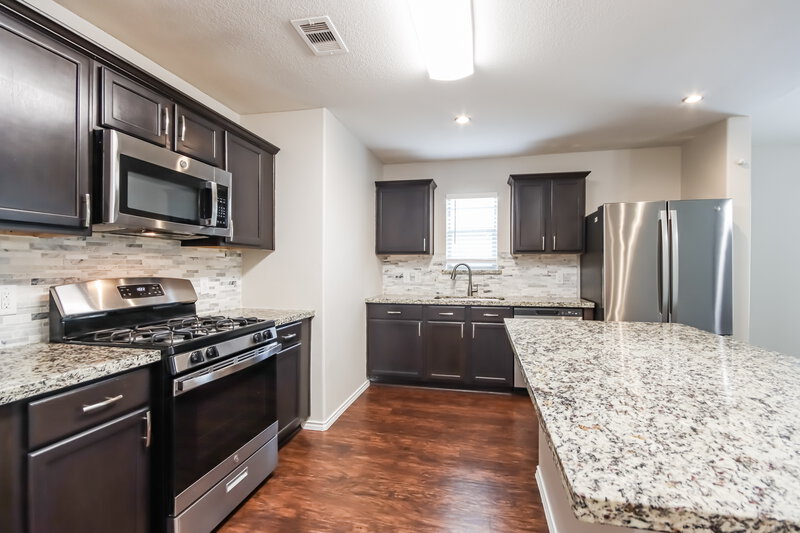 2,235/Mo, 20303 Louetta Reach Dr Spring, TX 77388 Kitchen View 2