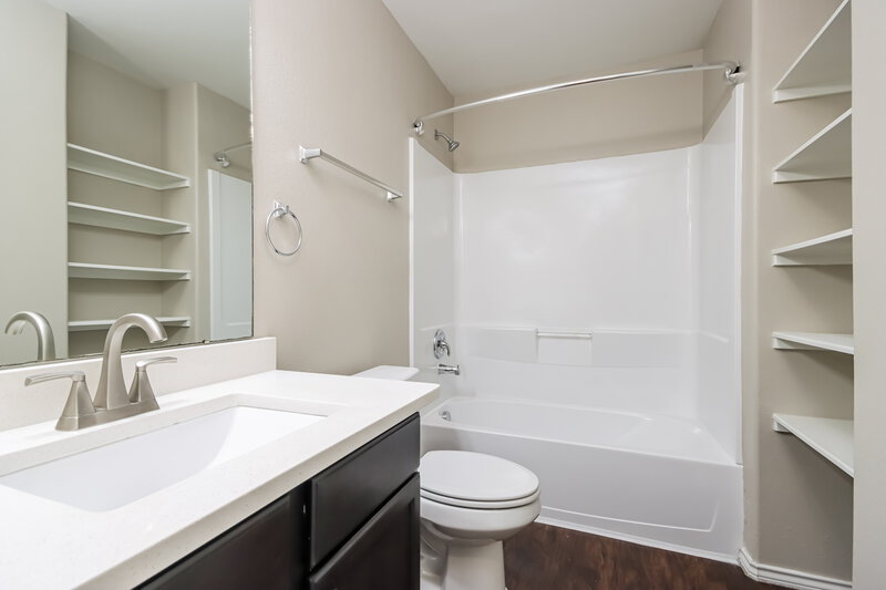 2,235/Mo, 20303 Louetta Reach Dr Spring, TX 77388 Bathroom View 2