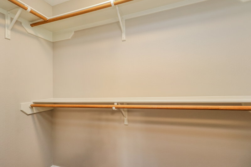 1,710/Mo, 1803 Northampton Dr Conroe, TX 77303 Walk In Closet View
