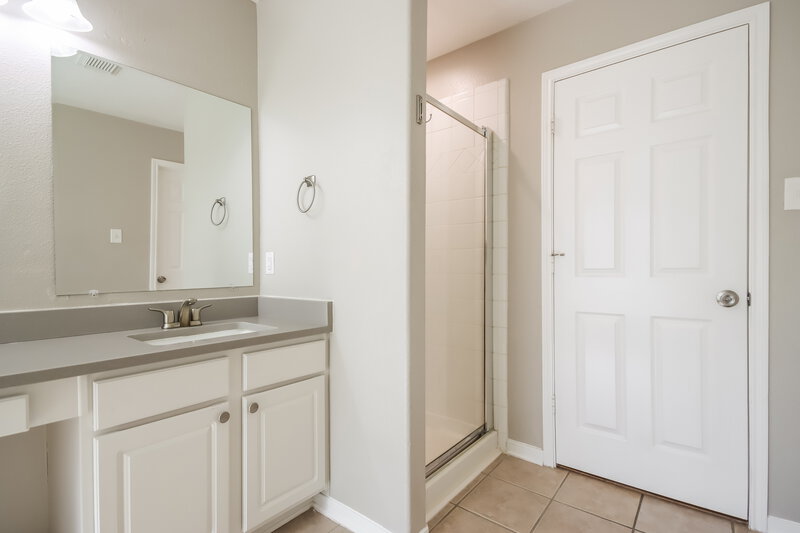 1,915/Mo, 24223 Camillia Ridge Way Katy, TX 77493 Main Bathroom View 2