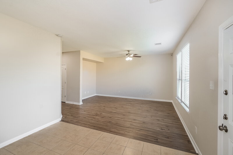 2,580/Mo, 20526 Hillsdale Park Dr Cypress, TX 77433 Family Room View