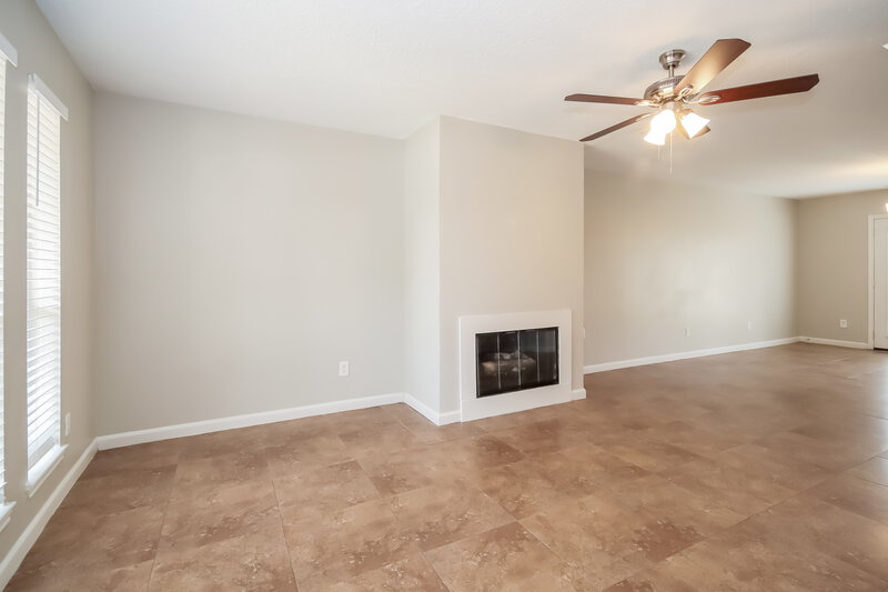 2,480/Mo, 1711 Oak Ridge Dr Kemah, TX 77565 Living Room View
