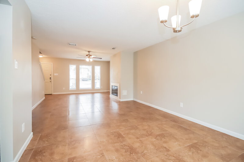 2,480/Mo, 1711 Oak Ridge Dr Kemah, TX 77565 Living Room View 4