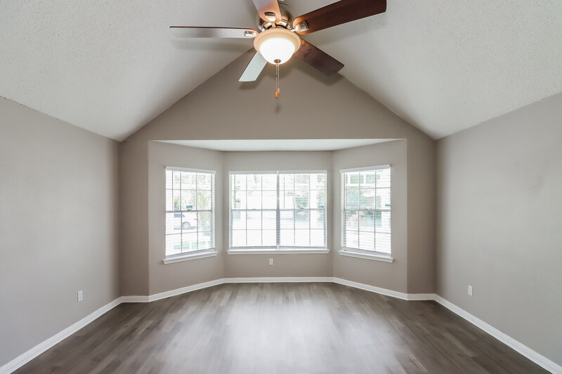 0/Mo, 2714 Ashford Trail Dr Houston, TX 77082 Main Bedroom View