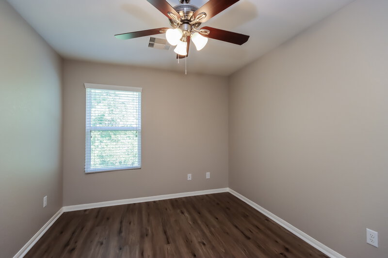 2,230/Mo, 9929 Kingfisher Dr Conroe, TX 77385 Bedroom View