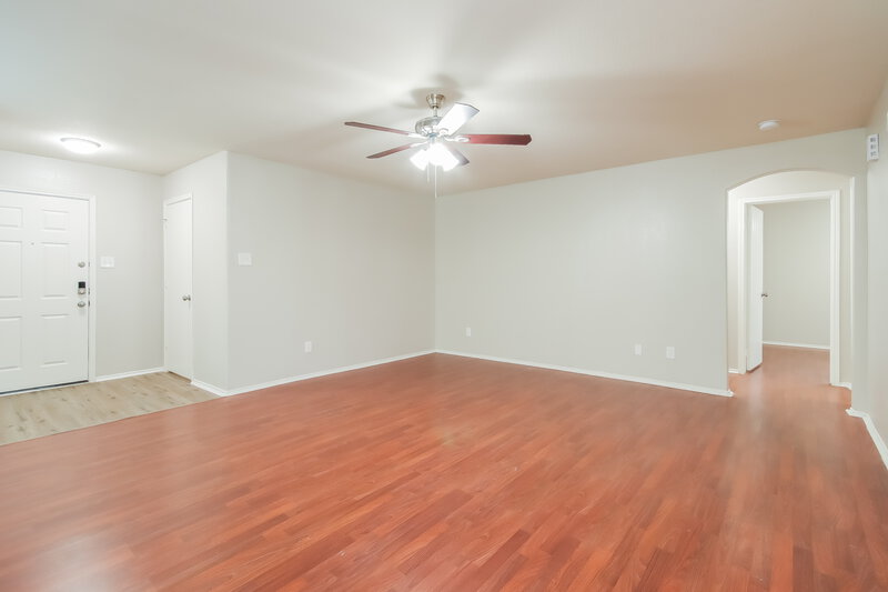 2,555/Mo, 8210 Obsidian Ct Rosharon, TX 77583 Misc View 3