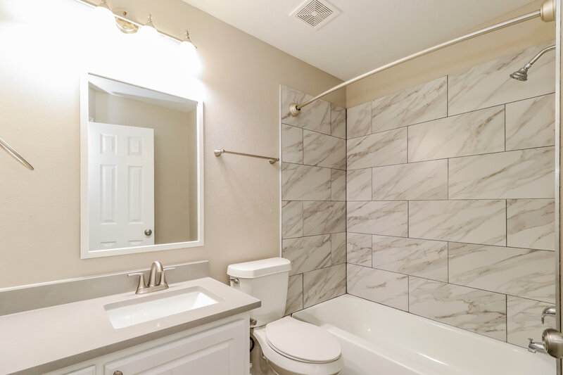 2,460/Mo, 20923 Sedona Ranch Ln Spring, TX 77388 Bathroom View