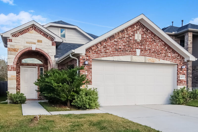 2,030/Mo, 5107 Gulf Stream Ln Bacliff, TX 77518 External View