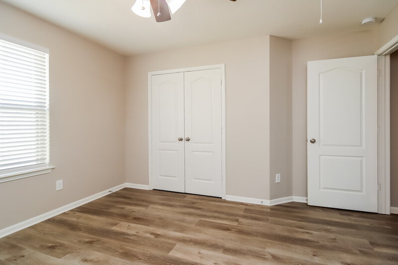 2,030/Mo, 5107 Gulf Stream Ln Bacliff, TX 77518 Bedroom View