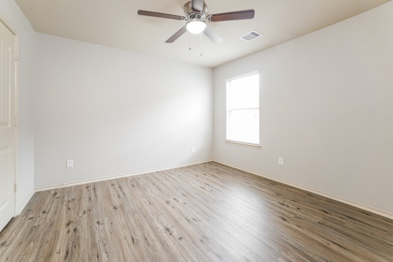 2,285/Mo, 23302 Sawmill Pass Spring, TX 77373 Bedroom View 2