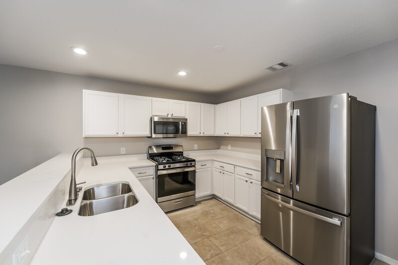 2,690/Mo, 18110 Elm Edge Way Houston, TX 77084 Kitchen View
