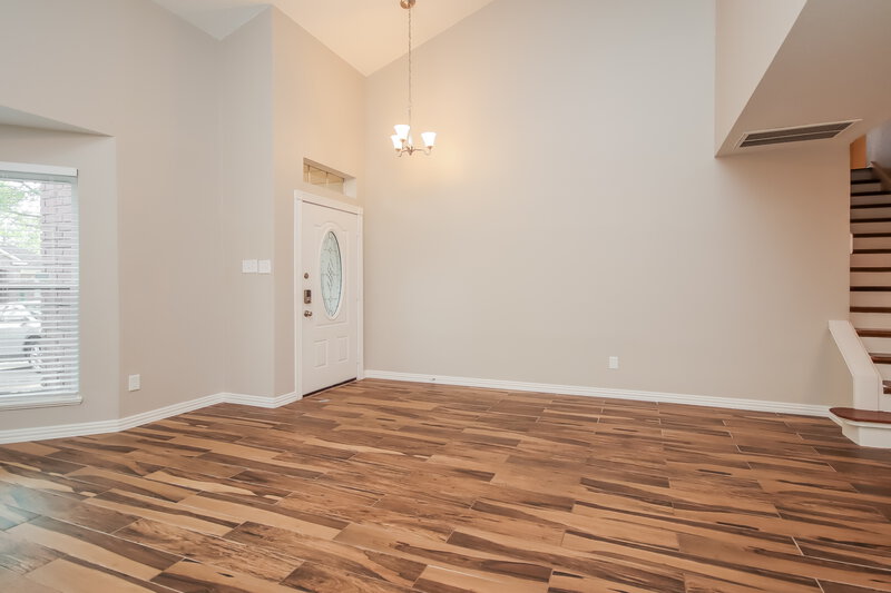 2,050/Mo, 15622 Thornbrook Dr Houston, TX 77084 Living Room View