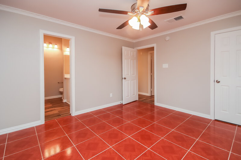 2,050/Mo, 15622 Thornbrook Dr Houston, TX 77084 Bedroom View