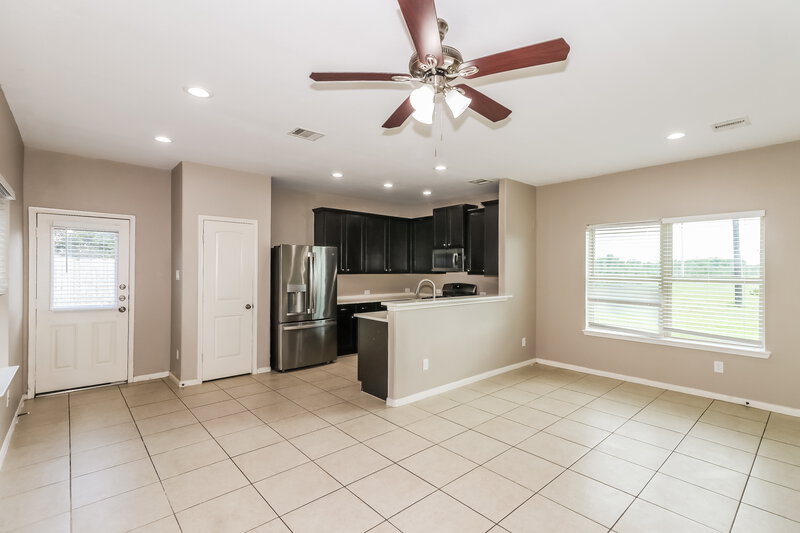 1,885/Mo, 339 Sea Breeze Dr Bacliff, TX 77518 Misc View 3