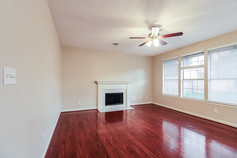 2,640/Mo, 13706 Midfield Glen Ct Houston, TX 77059 Misc View 4
