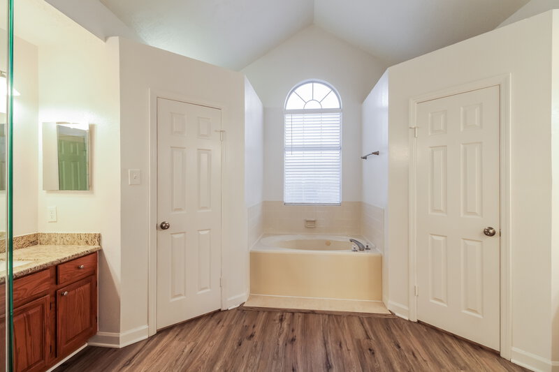 2,640/Mo, 13706 Midfield Glen Ct Houston, TX 77059 Misc View 12