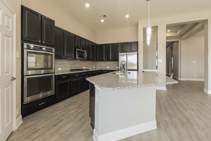 2,945/Mo, 3213 Vintage View Ln Pearland, TX 77584 Kitchen View 2