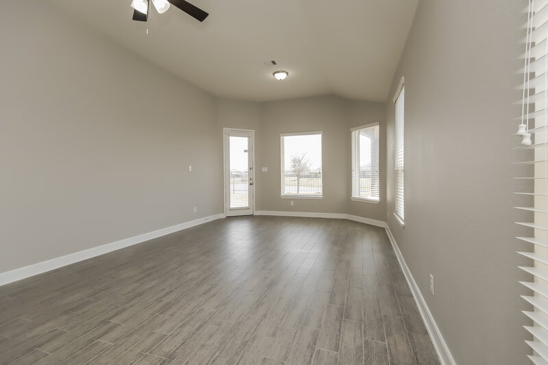 2,945/Mo, 3213 Vintage View Ln Pearland, TX 77584 Main Bedroom View 2