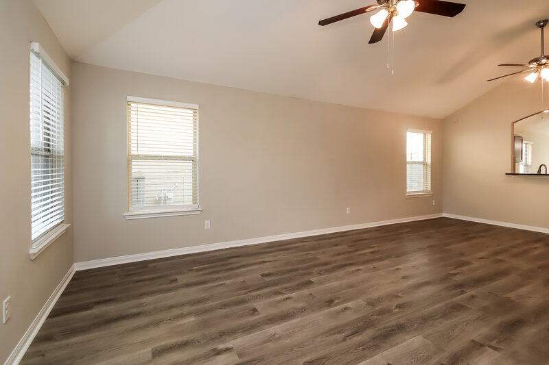 2,340/Mo, 1929 Acaciawood Way Houston, TX 77051 Living Room View 2