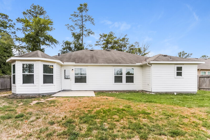 1,865/Mo, 17189 Glen Oaks Dr Conroe, TX 77385 Misc View 16
