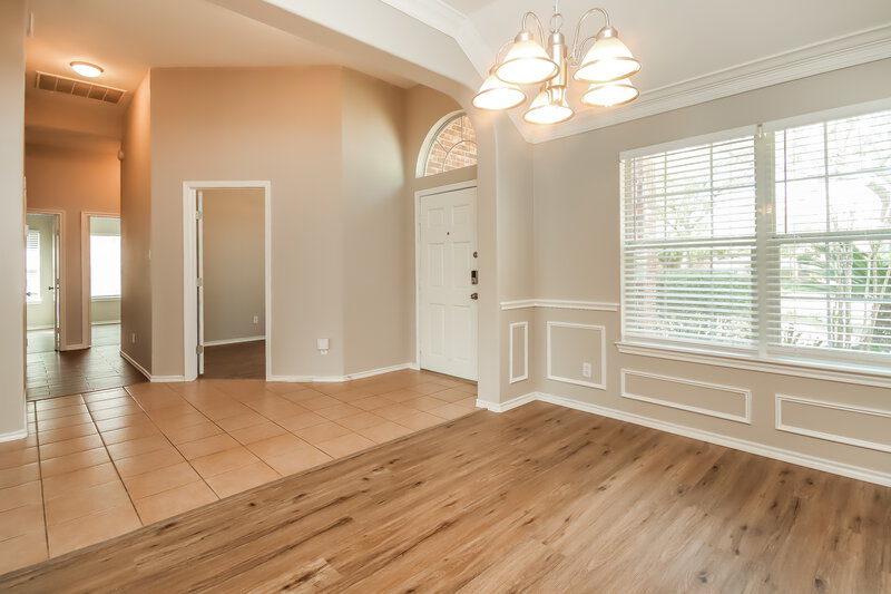 2,280/Mo, 10007 Edgewood Manor Ct Tomball, TX 77375 Dining Room View 2