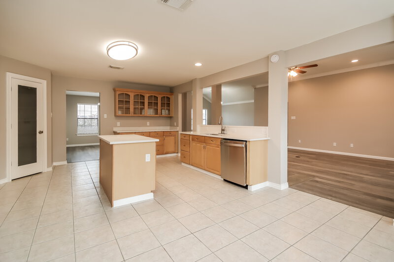 2,175/Mo, 410 Wisdom St Crosby, TX 77532 Kitchen View