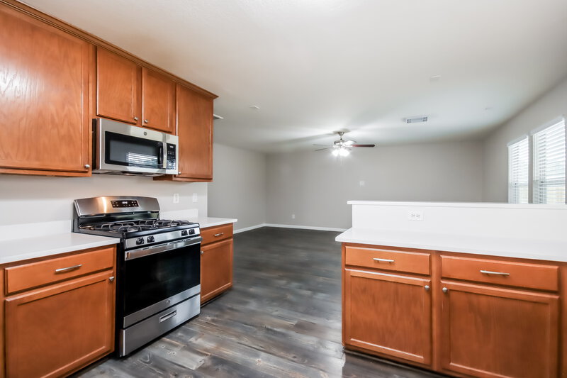 2,400/Mo, 2036 Vanamen Ct Conroe, TX 77304 Kitchen View 2