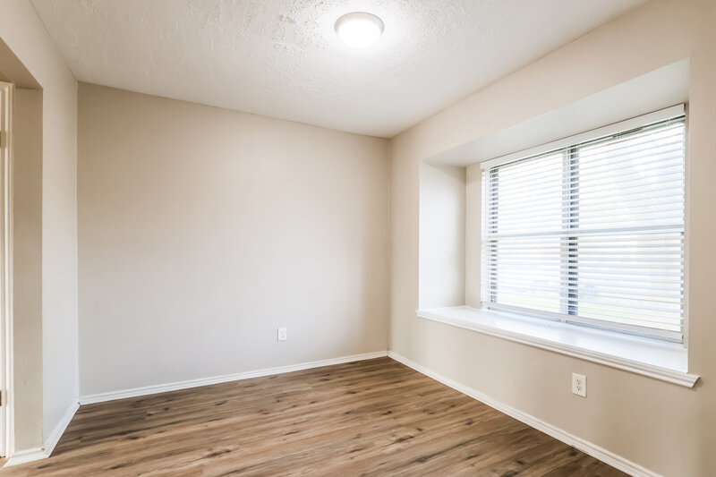 1,800/Mo, 12207 Evening Glen Ct Tomball, TX 77375 Dining Room View