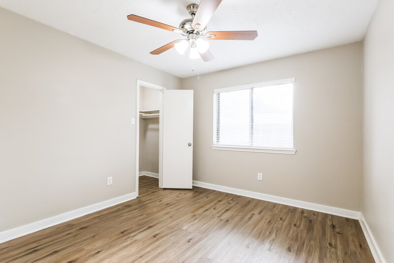 1,800/Mo, 12207 Evening Glen Ct Tomball, TX 77375 Bedroom View