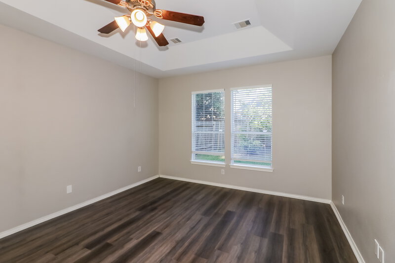 2,225/Mo, 9510 Wakefield Village Dr Houston, TX 77095 Main Bedroom View