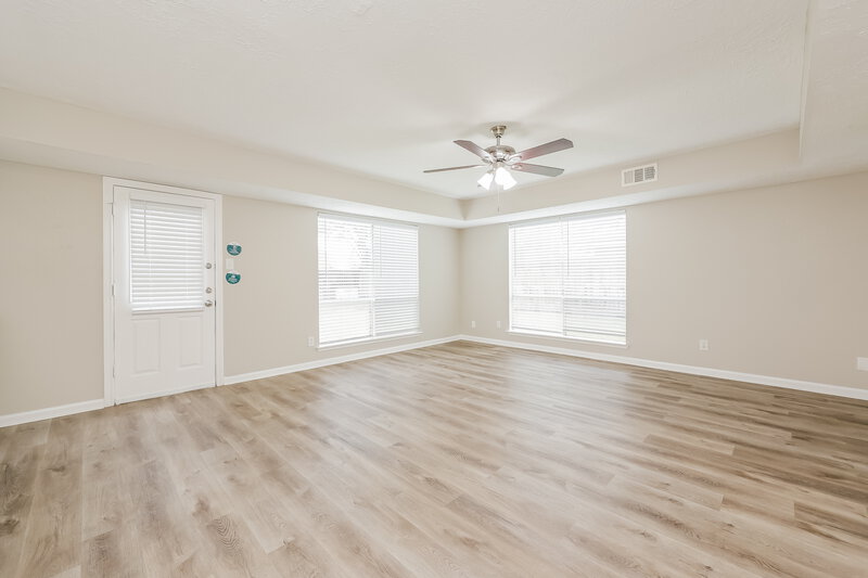 2,055/Mo, 4911 Larksong Ln Spring, TX 77388 Living Room View