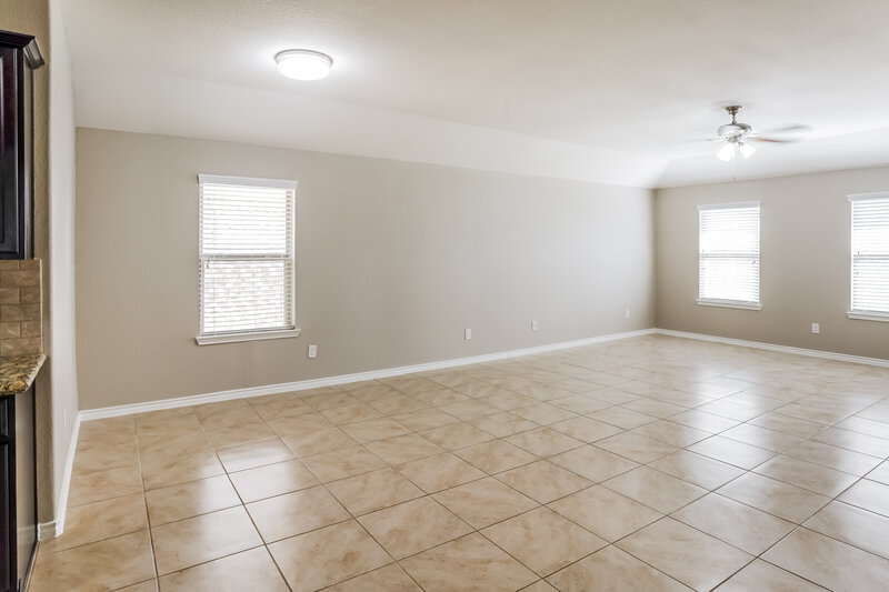 2,265/Mo, 18003 Dalton Shadow Ln Richmond, TX 77407 Living Room View