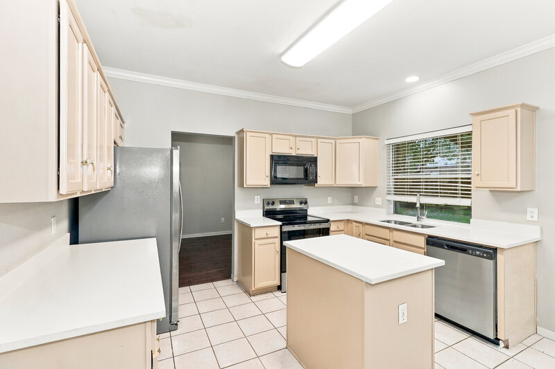 0/Mo, 18622 Sandelford Dr Katy, TX 77449 Kitchen View 2