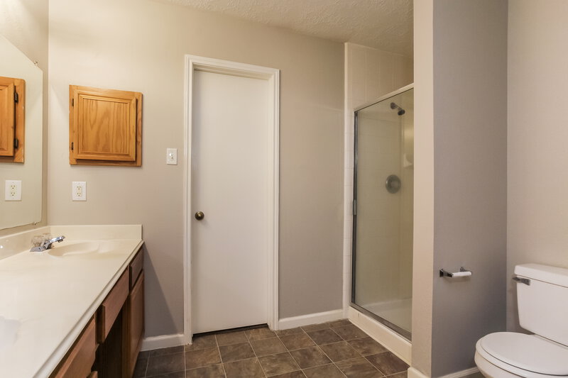 2,125/Mo, 4818 Gypsy Forest Dr Humble, TX 77346 Main Bathroom View