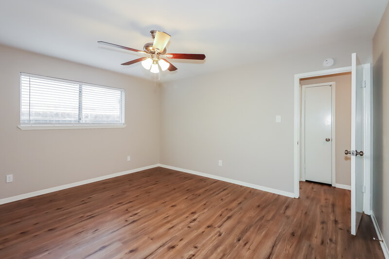 1,945/Mo, 19514 Mallard Lake Ln Houston, TX 77084 Main Bedroom View