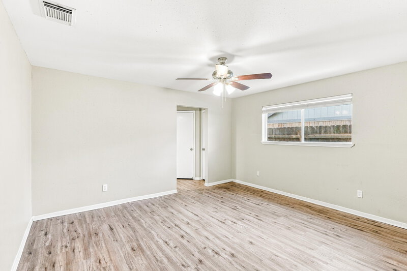 1,665/Mo, 19514 Mallard Lake Ln Houston, TX 77084 Primary Bedroom View