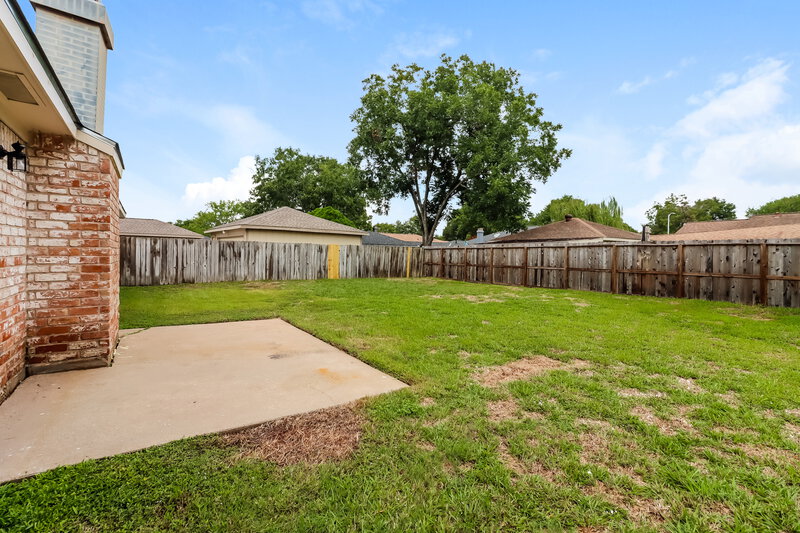 1,945/Mo, 19514 Mallard Lake Ln Houston, TX 77084 Rear View 2