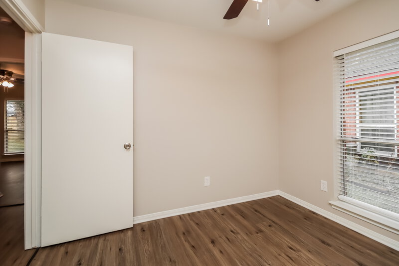 1,855/Mo, 3327 Bandell Dr Houston, TX 77045 Bedroom View