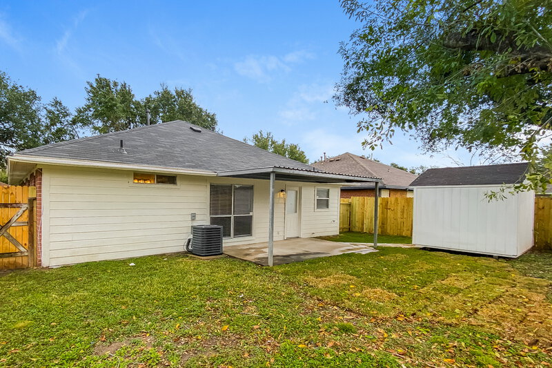 1,855/Mo, 3327 Bandell Dr Houston, TX 77045 Rear View 2