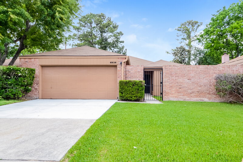 1,800/Mo, 6926 Bullinger Dr Spring, TX 77379 External View