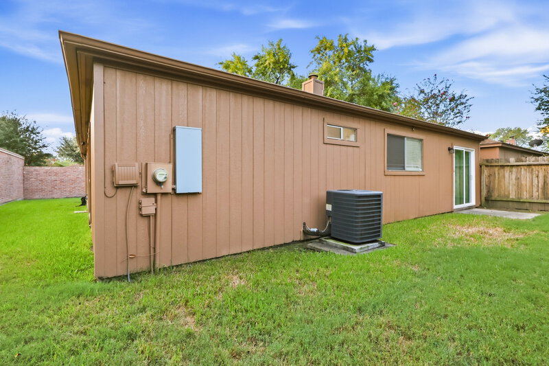 1,755/Mo, 6926 Bullinger Dr Spring, TX 77379 Rear View