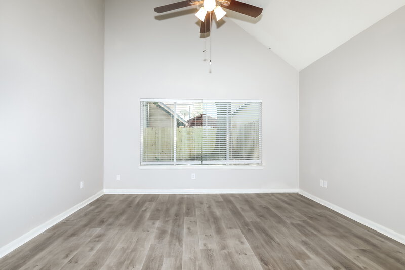 2,375/Mo, 16035 Sunbeam River Dr Houston, TX 77084 Main Bedroom View