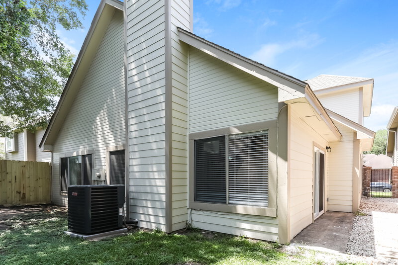 2,375/Mo, 16035 Sunbeam River Dr Houston, TX 77084 Rear View