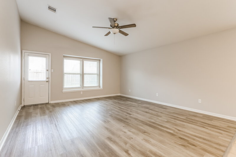 1,930/Mo, 15010 Cave Creek Ct Humble, TX 77346 Living Room View