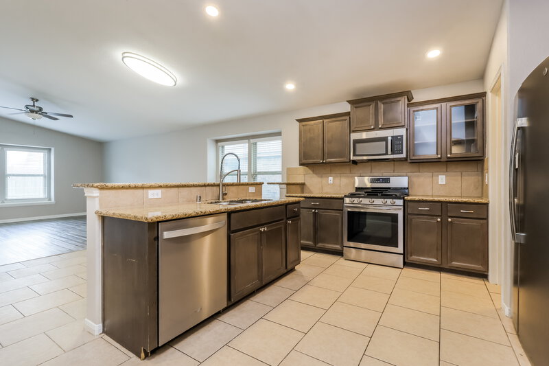 1,930/Mo, 15010 Cave Creek Ct Humble, TX 77346 Kitchen View