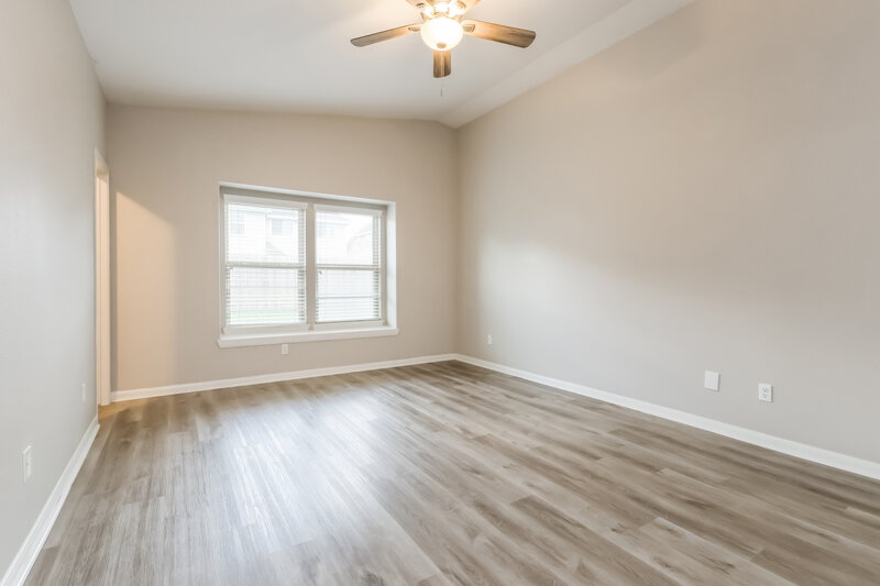 1,930/Mo, 15010 Cave Creek Ct Humble, TX 77346 Main Bedroom View 2