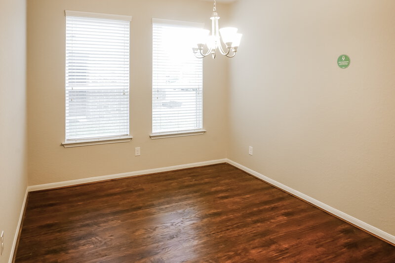 2,460/Mo, 19011 Woodland Leaf Ln Tomball, TX 77375 Dining Room View