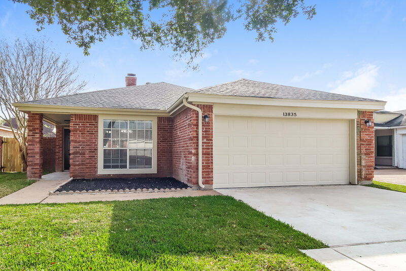 2,295/Mo, 13835 Aspen Hollow Ln Houston, TX 77082 External View